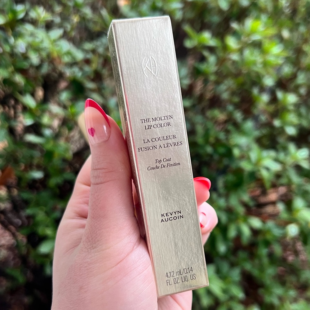 Kevyn Aucoin Molten Lip Color in Cyber Sky